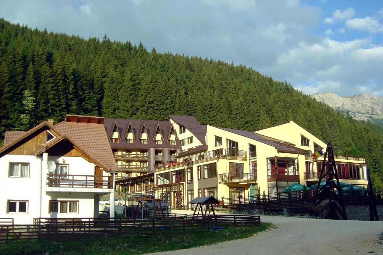 Mistral Resort Moeciu De Sus Exteriör bild